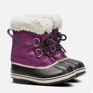 Kids' YOOT PAC™ Nylon Waterproof Snow Boots
$ 80NEW Colour: Wild Iris, Dark Plum